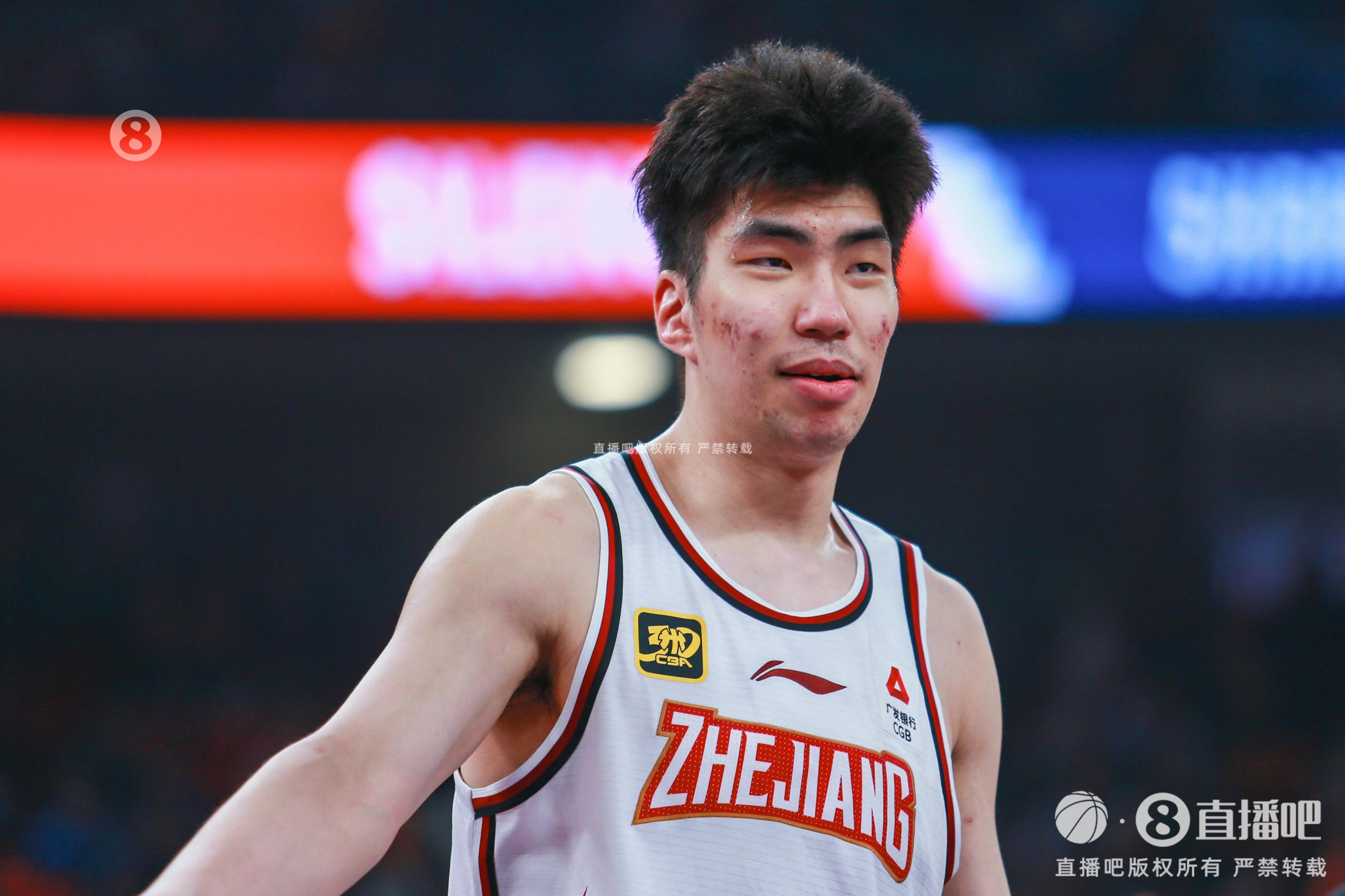 效率極高！余嘉豪8中8貢獻(xiàn)20分7板 罰球5中4